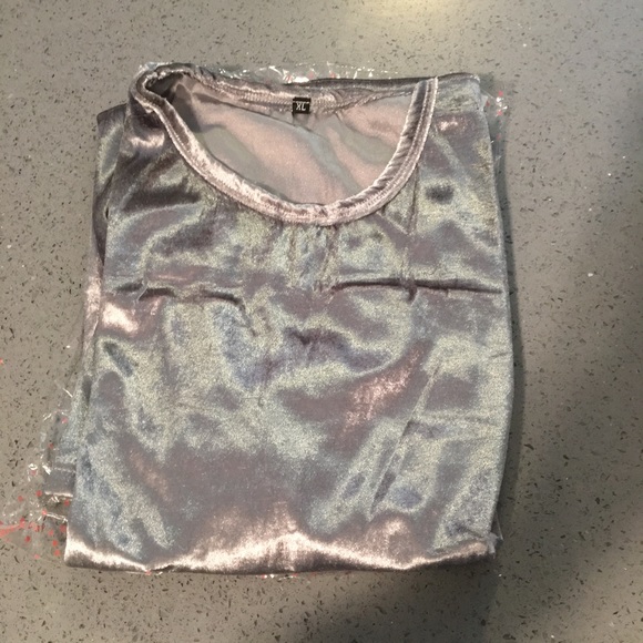 🎉LowBallMe🎉 “Sasha” Crushed Velvet T-Shirt Dress - Picture 2 of 3